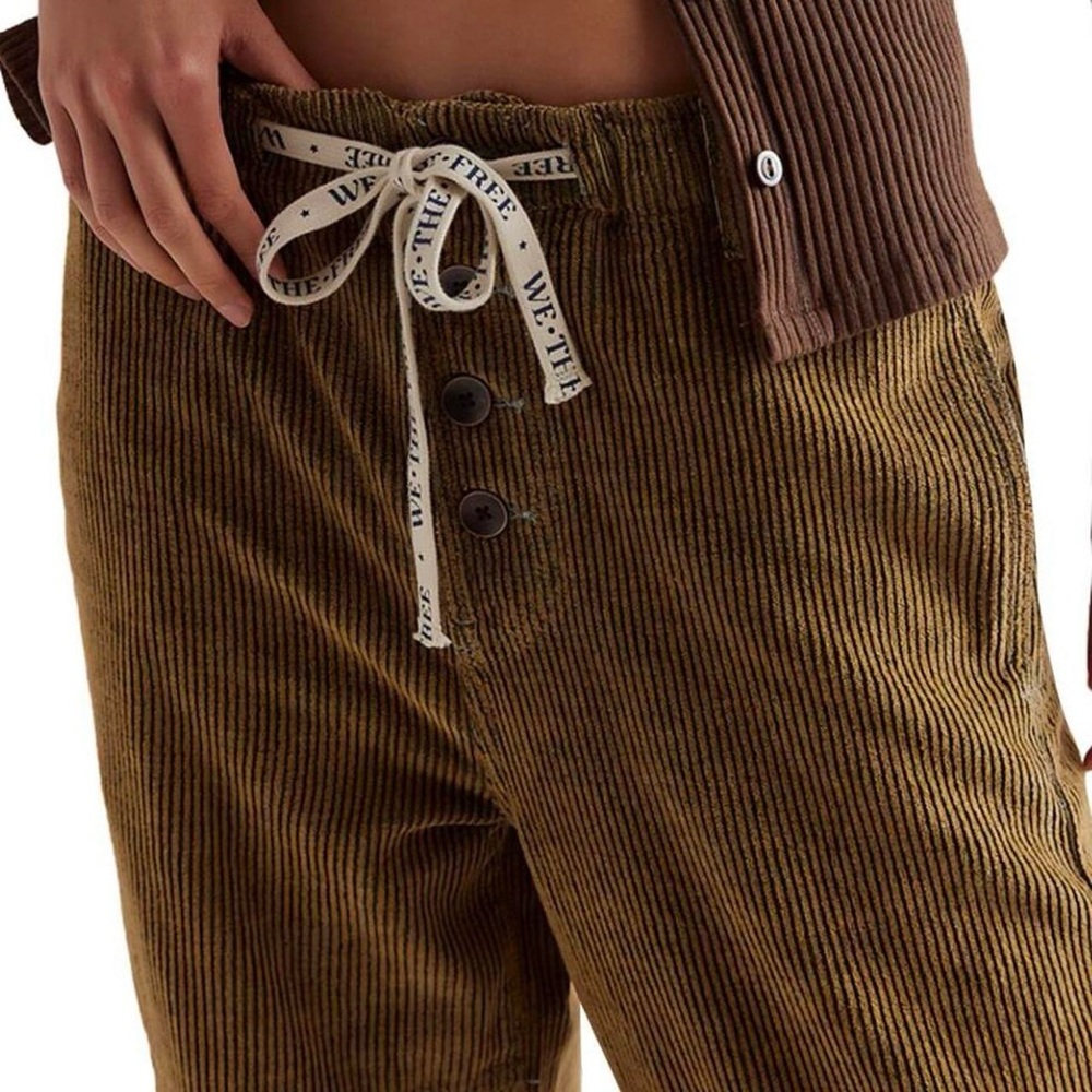 NWT Free People We The Free Roscoe Corduroy Pull On Straight Pants in Bermuda - Picture 4 of 8